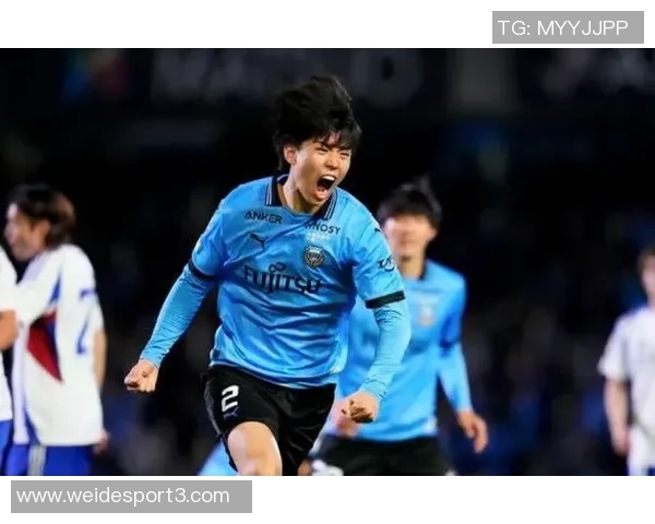 德媒报道热刺年轻中卫高井幸大租借门兴含买断条款